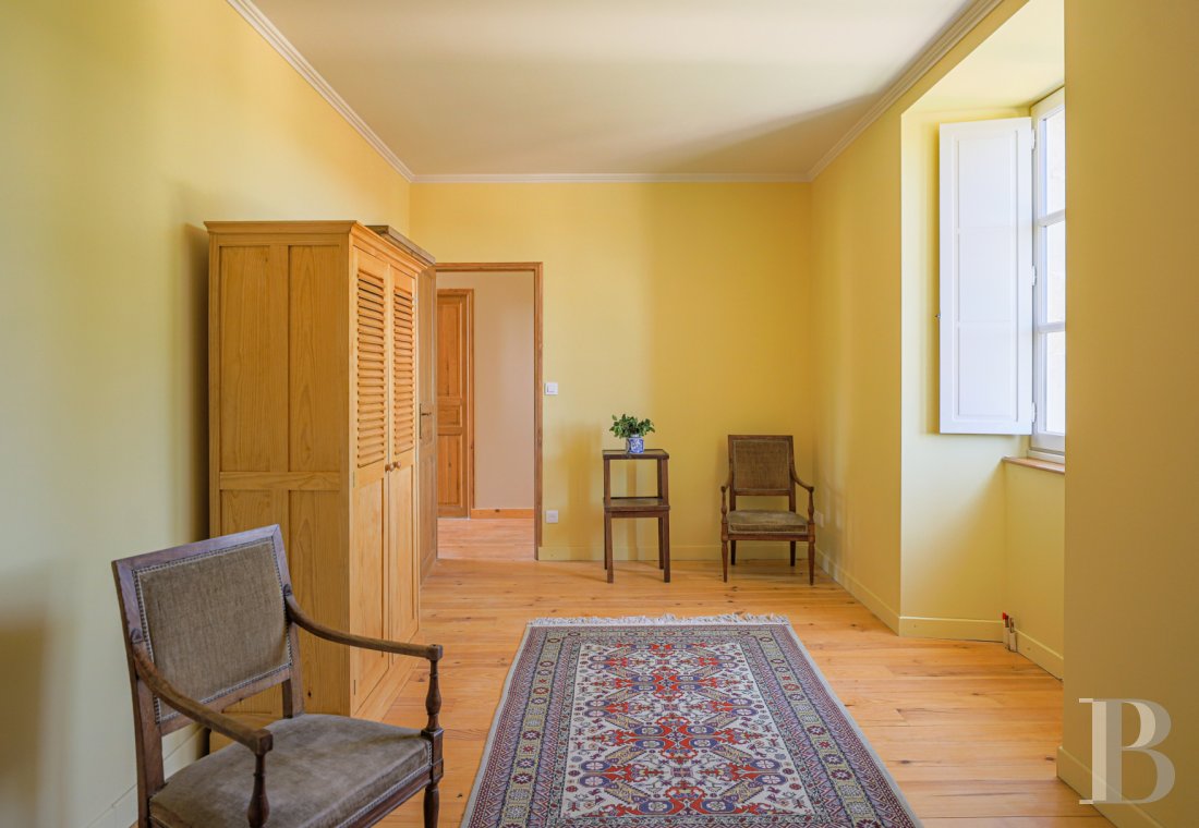 A well preserved and fully restored family chateau in Castanet, Tarn-et-Garonne - photo  n°21